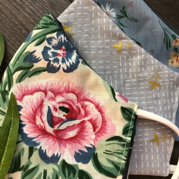 3 Floral Handmade cotton face masks - Picture 3 of 7